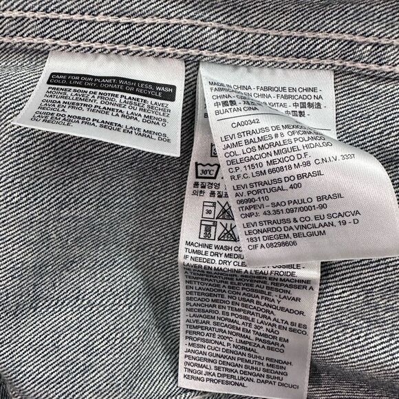 Levi Distressed Denim Women’s Vest (M) - Picture 5 of 7